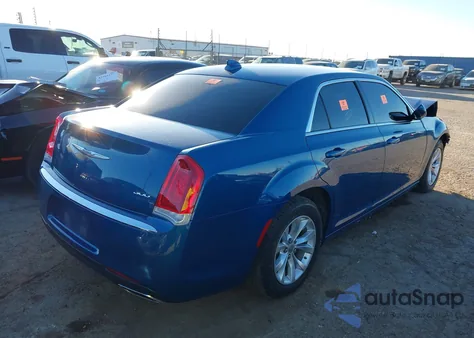 2023 Chrysler 300 Touring из США, поврежденный, VIN 2C3CCAAG6PH548875